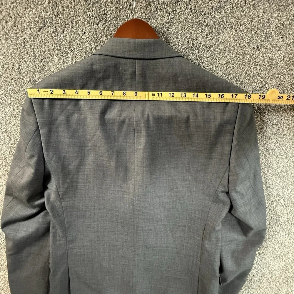 Calvin Klein 38R Slim Fit Gray 100% Wool Sport Coat Blazer‎ 2 Button